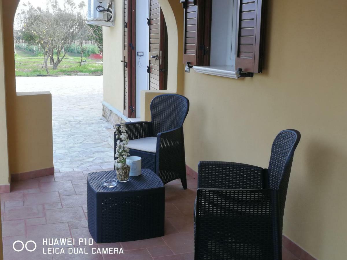 B&B Fiori Di Pesco Fertilia Exterior photo